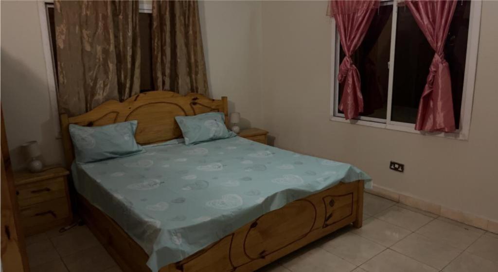 Coco Island Hotel Banjul Bagian luar foto