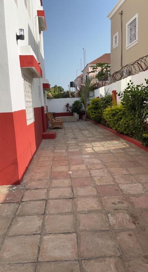 Coco Island Hotel Banjul Bagian luar foto
