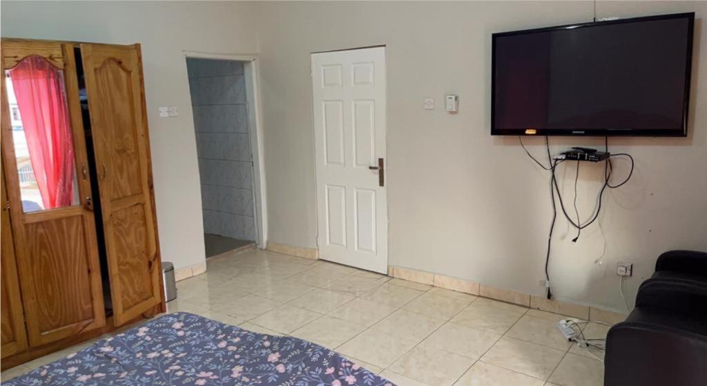 Coco Island Hotel Banjul Bagian luar foto